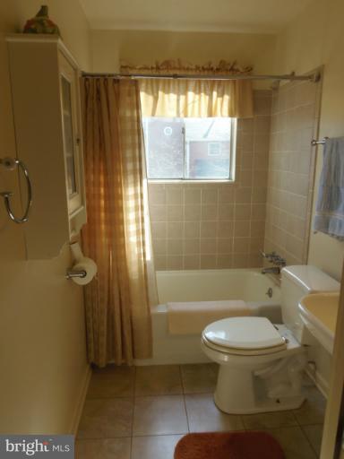 617 Pin Oak Road Severna Park, MD 21146 - Photo 8 of 25 Bath
