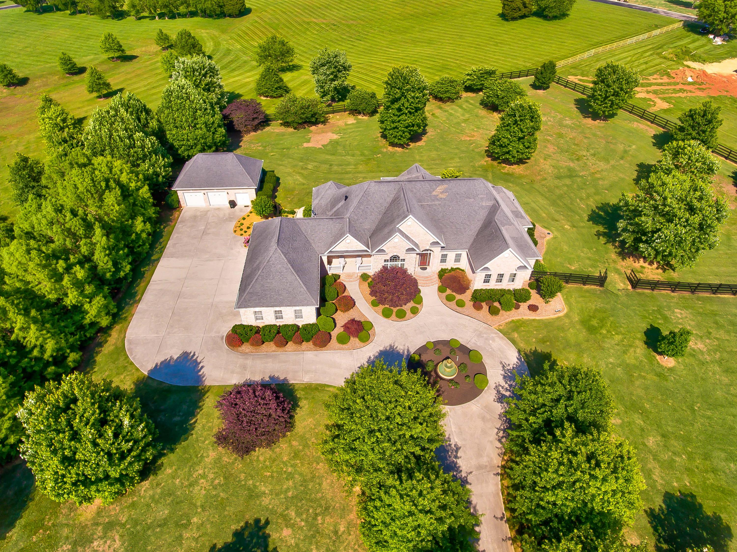 235 Thunder Road Vonore, TN 37885 - Photo 2 of 40 235 Thunder Rd