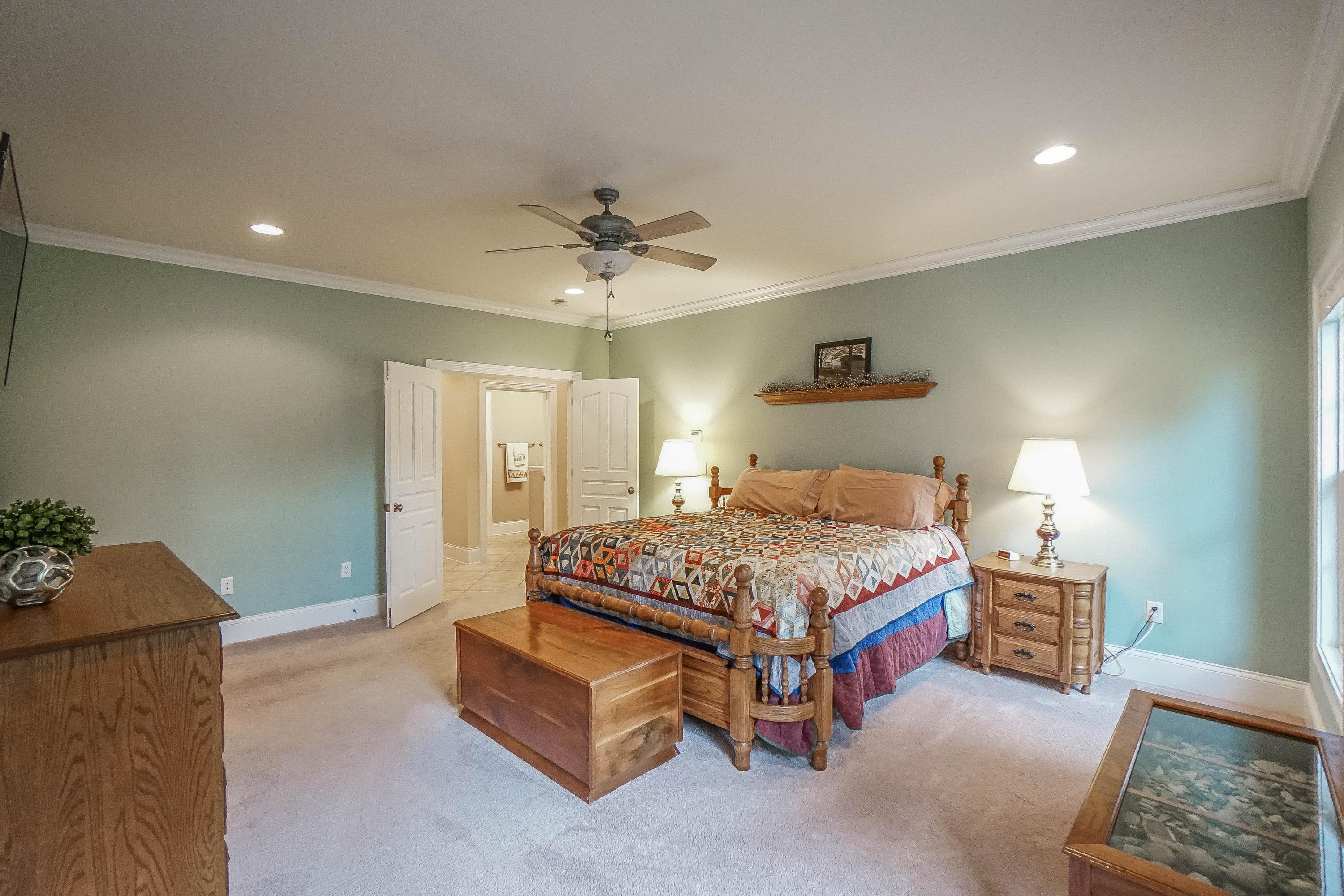 235 Thunder Road Vonore, TN 37885 - Photo 28 of 40 Master Bedroom Suite