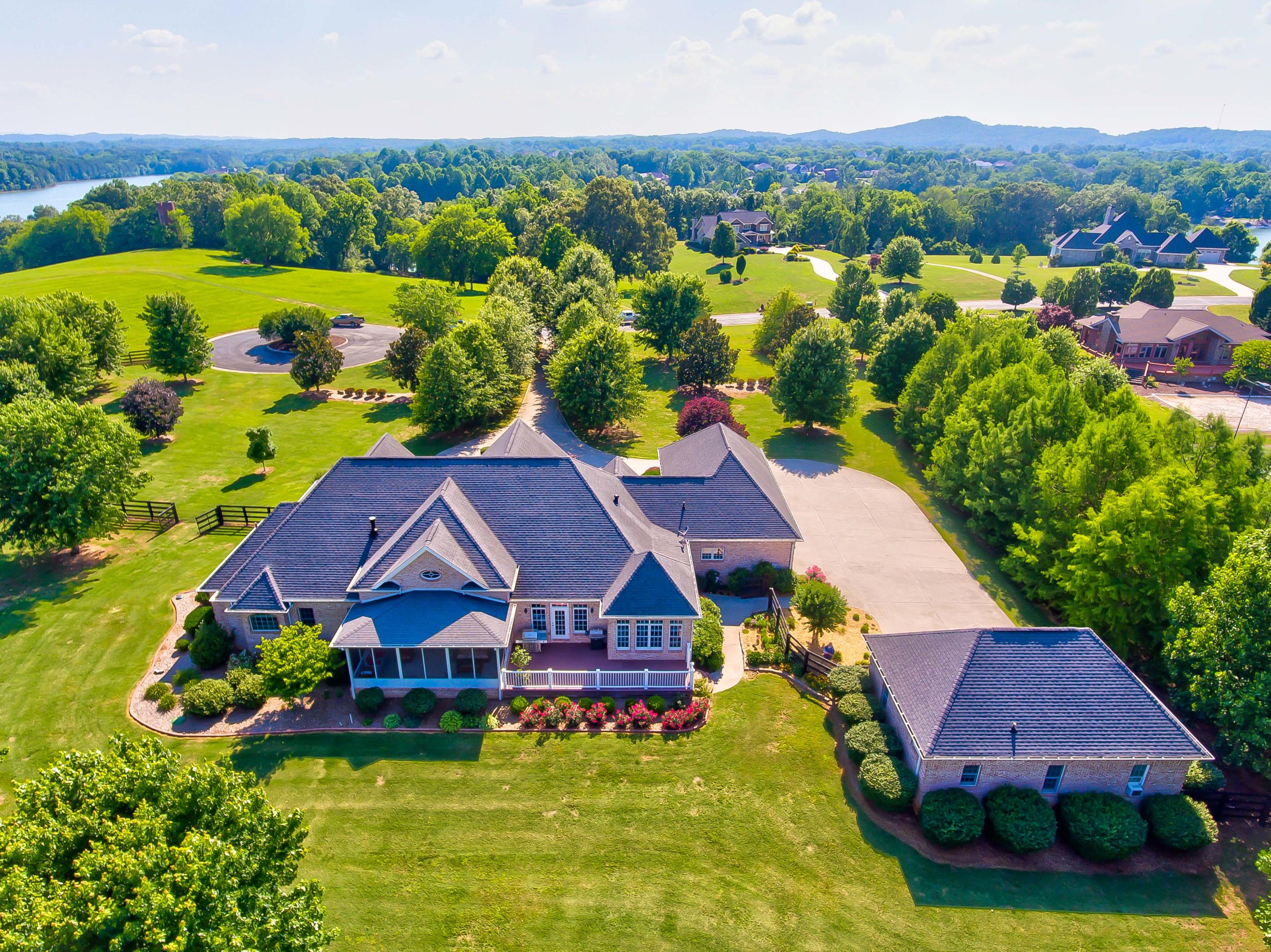 235 Thunder Road Vonore, TN 37885 - Photo 4 of 40 235 Thunder Rd