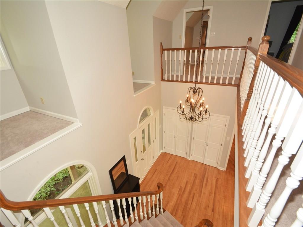 10863 Cedar Ridge Lane Indianapolis, IN 46278 - Photo 3 of 24 Gallery Image 3