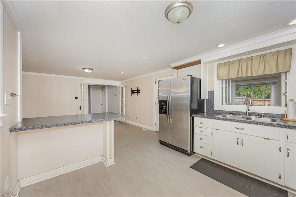 158 John Crotts Road Mocksville, NC 27028 - Photo 8 of 31 Kitchen