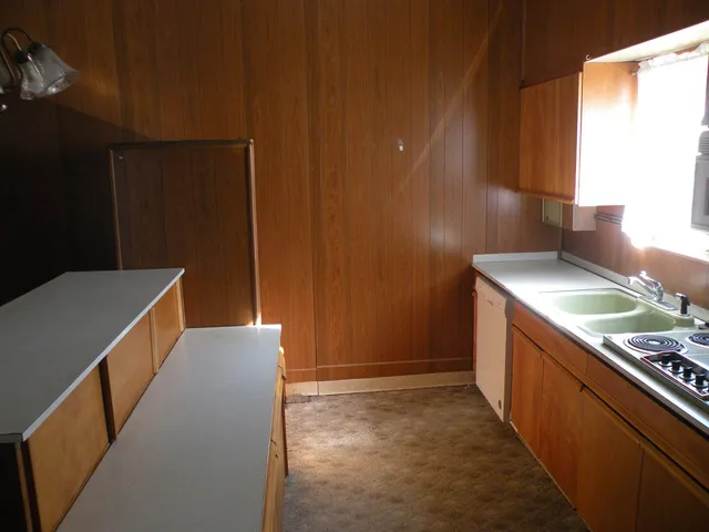 $87,500 | 223 Plum Street, Moline, KS 67353