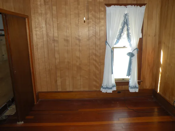 $87,500 | 223 Plum Street, Moline, KS 67353