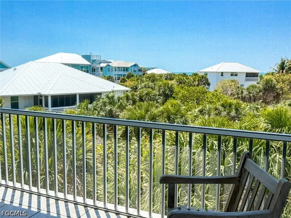 $1,300,000 | 4510 Oyster Shell Drive, Captiva, FL 33924