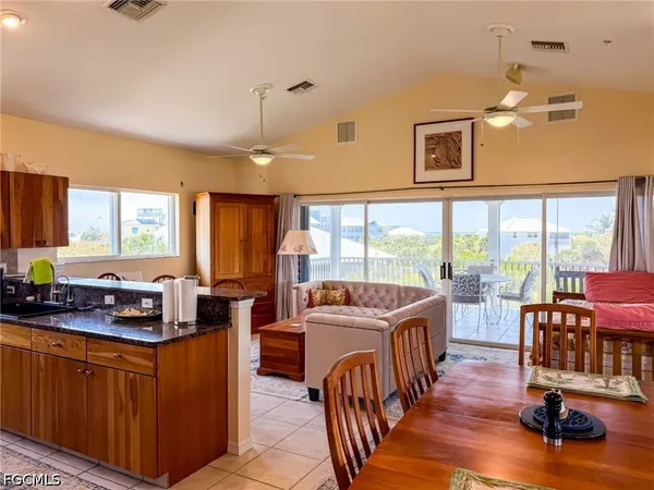$1,300,000 | 4510 Oyster Shell Drive, Captiva, FL 33924