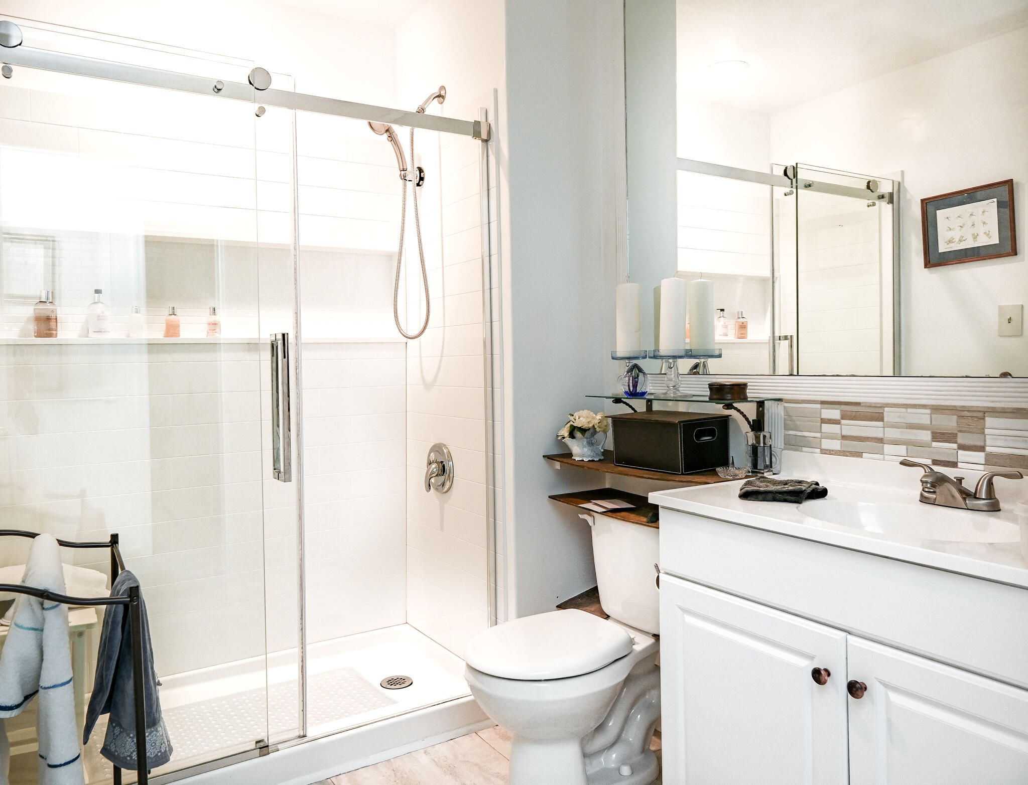 236 Sam Johnson Road Georgetown, TN 37336 - Photo 25 of 58 Hall Bathroom