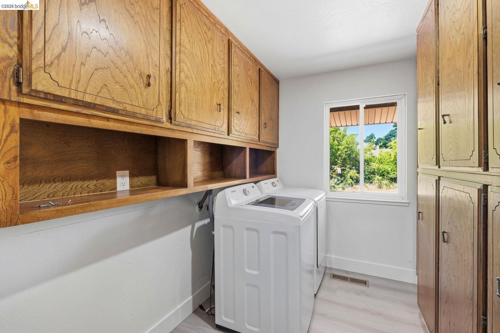 1590 Sunset Road Brentwood, CA 94513 - Photo 30 of 45 Laundry room