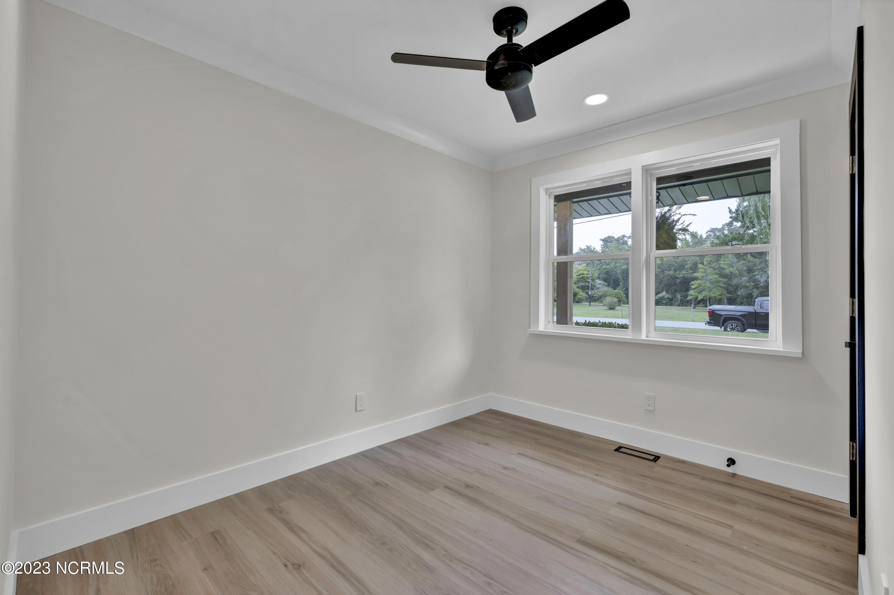 374 Peanut Road Hampstead, NC 28443 - Photo 16 of 32 6Q7A1774