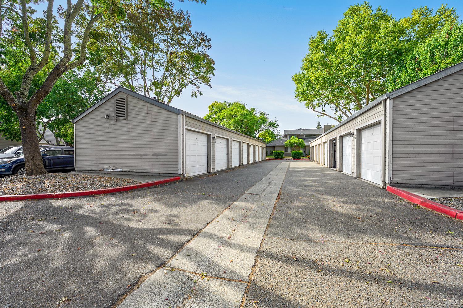 425 Mission Boulevard Santa Rosa, CA 95409 - Photo 29 of 29 Garage #59 at the end of the row on the right