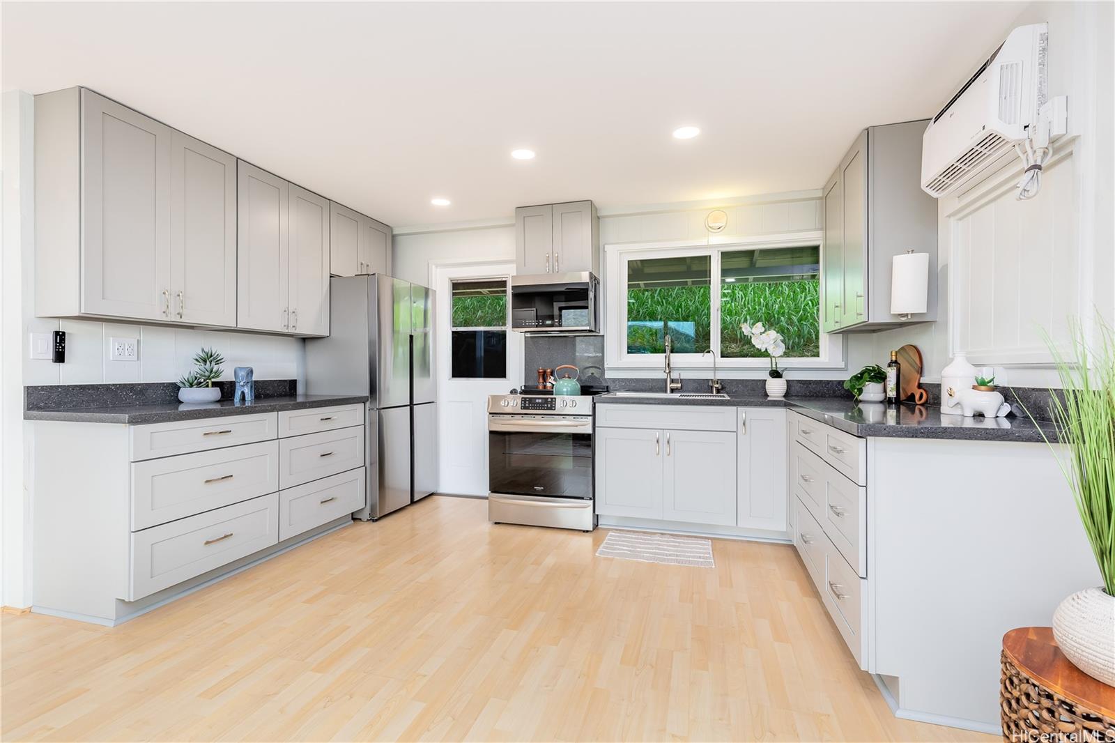 45-860 Anoi Road, Unit 5 Kaneohe, HI 96744 - Photo 4 of 16