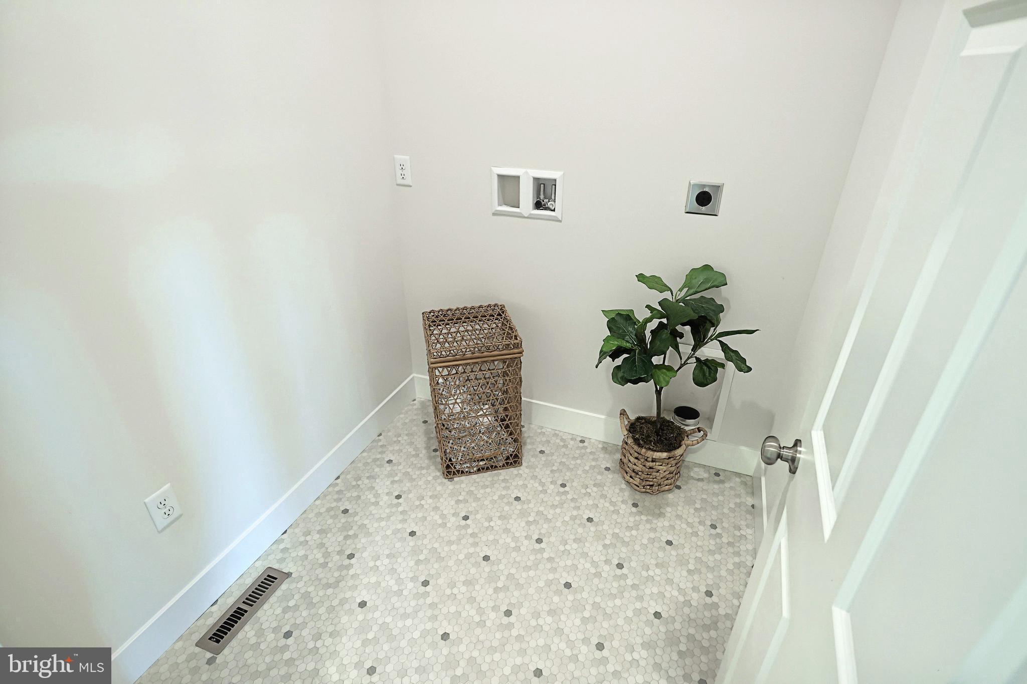 214 West Vly Road Denver, PA 17517 - Photo 36 of 38 Gallery Image 36