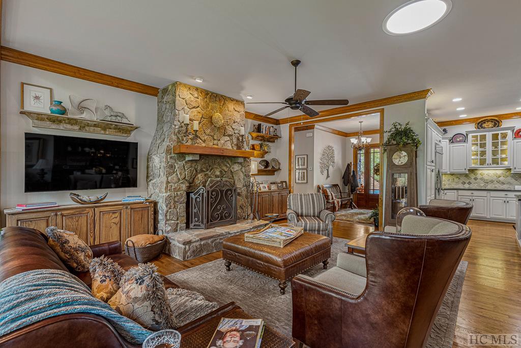 244 The Rapids Sapphire, NC 28774 - Photo 33 of 58 Gallery Image 33