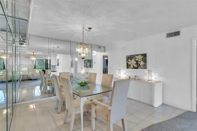 $269,500 | 2430 DC Country Club Boulevard, Unit 2062, Deerfield Beach, FL 33442