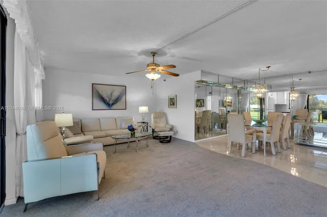 $269,500 | 2430 DC Country Club Boulevard, Unit 2062, Deerfield Beach, FL 33442