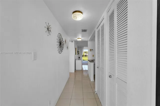 $269,500 | 2430 DC Country Club Boulevard, Unit 2062, Deerfield Beach, FL 33442