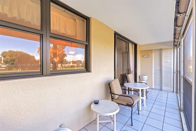 $269,500 | 2430 DC Country Club Boulevard, Unit 2062, Deerfield Beach, FL 33442