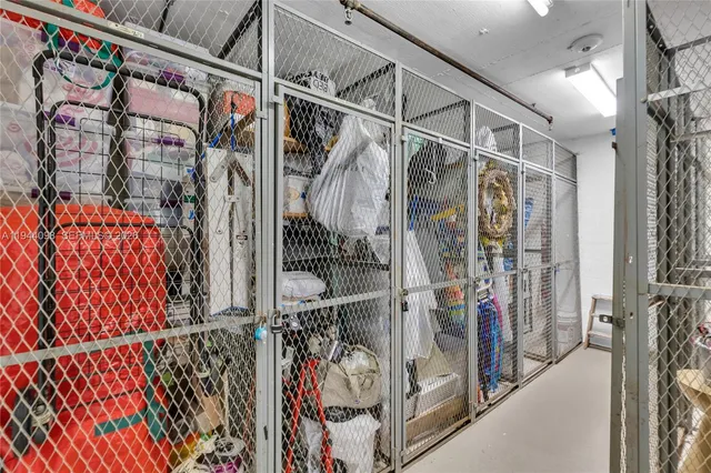 $269,500 | 2430 DC Country Club Boulevard, Unit 2062, Deerfield Beach, FL 33442