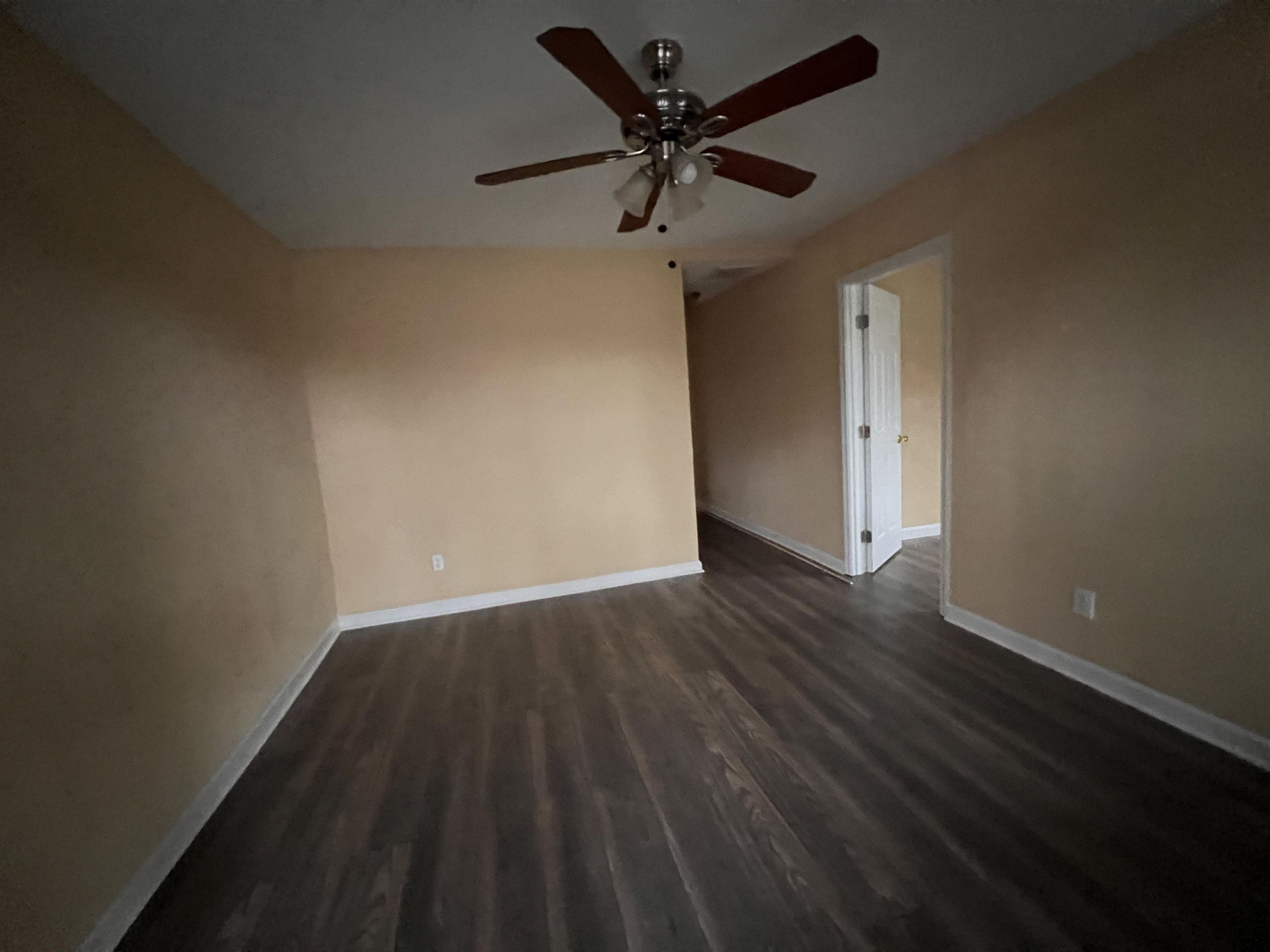 1393 Michigan Street Memphis, TN 38106 - Photo 21 of 27 wooden floor in an empty room