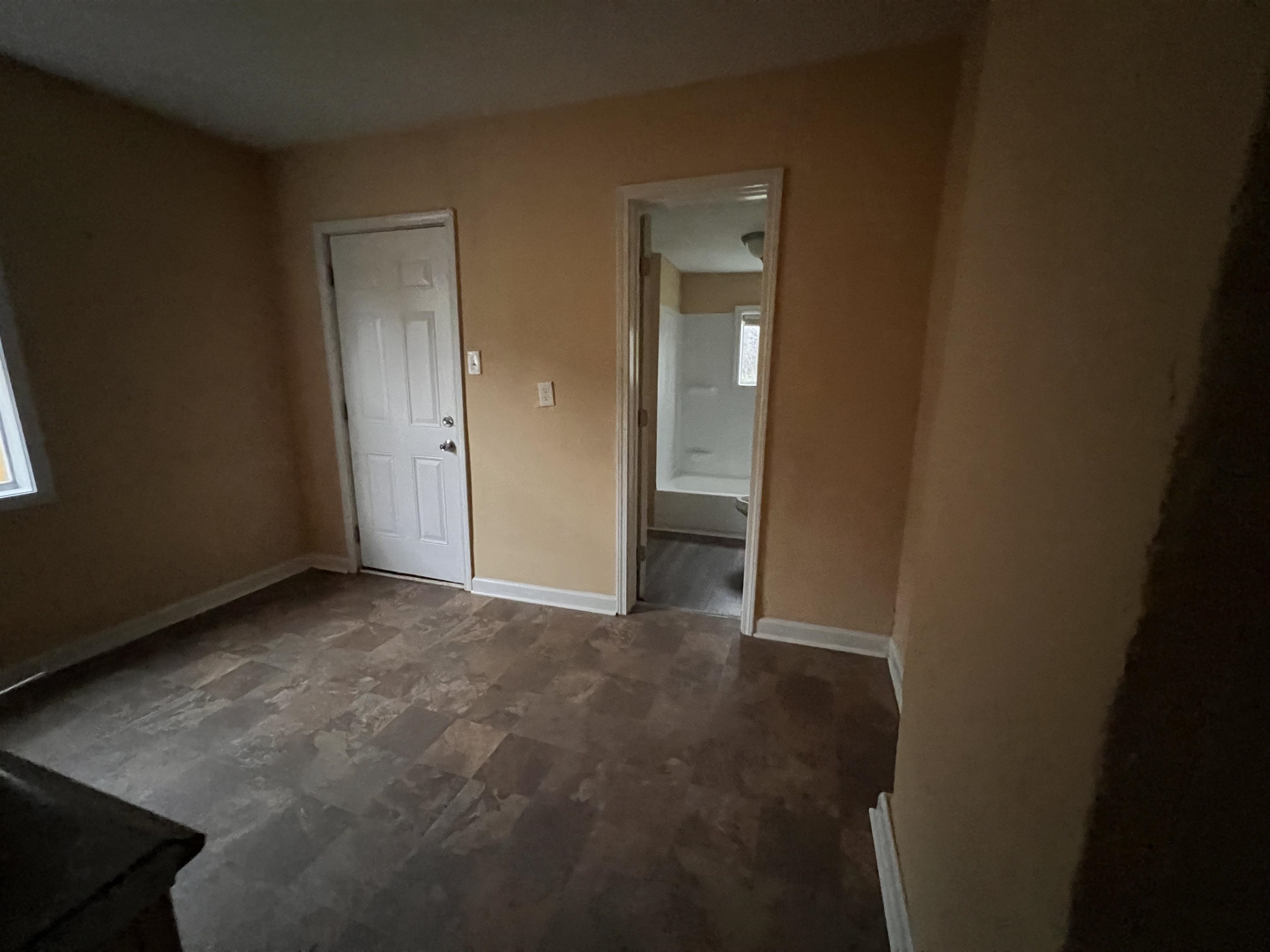1393 Michigan Street Memphis, TN 38106 - Photo 25 of 27 a view of empty room