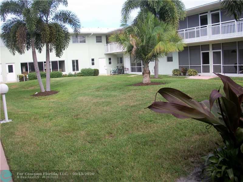 2100 Northeast 38th Street, Unit 135 Lighthouse Point, FL 33064 - Photo 13 of 13 Exterior Front