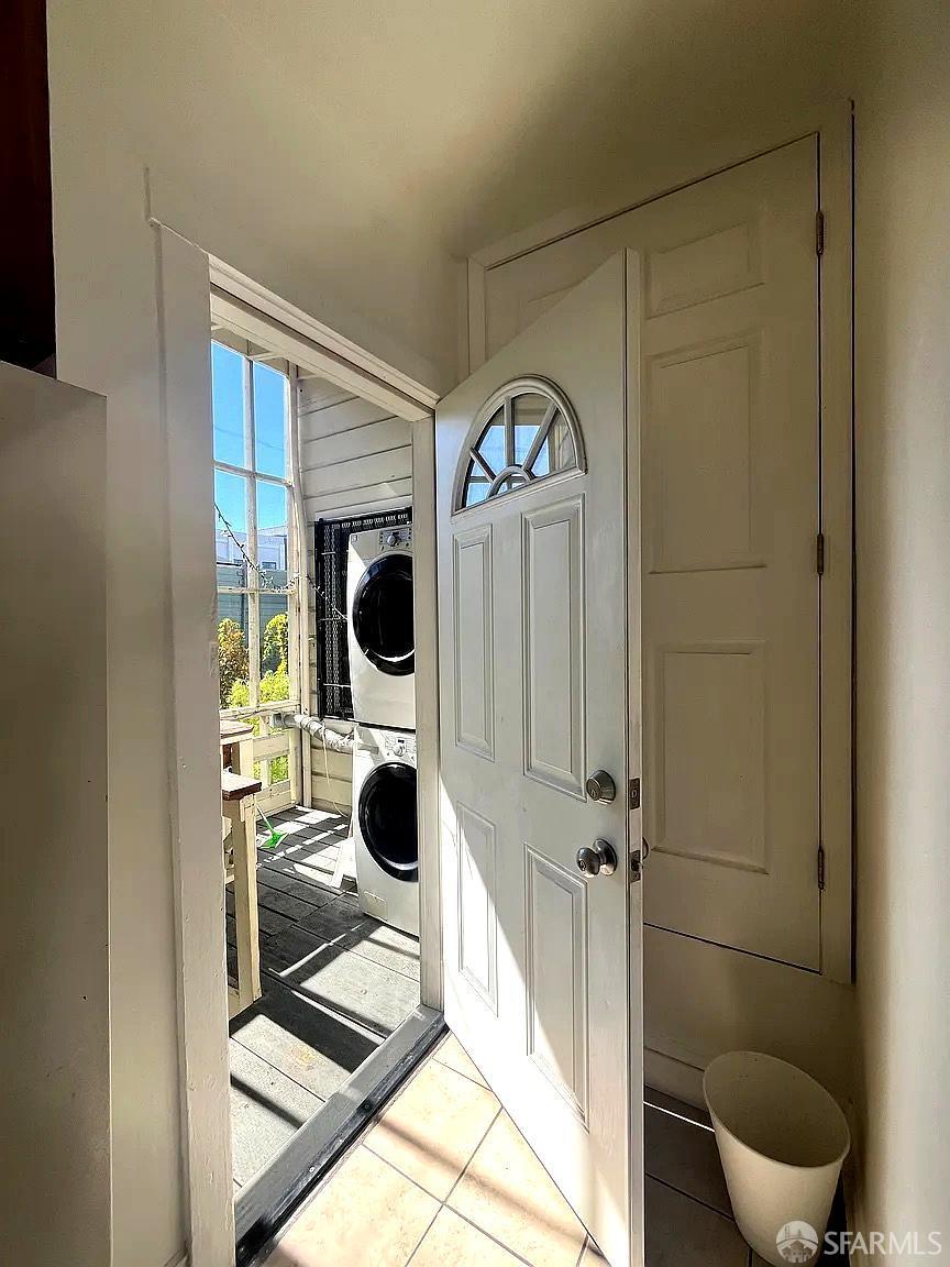 3173 21st Street San Francisco, CA 94110 - Photo 10 of 21 a view of bathroom