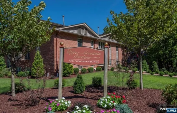 $599,000 | 361 Claremont Avenue, Unit 11, Montclair, NJ 07042