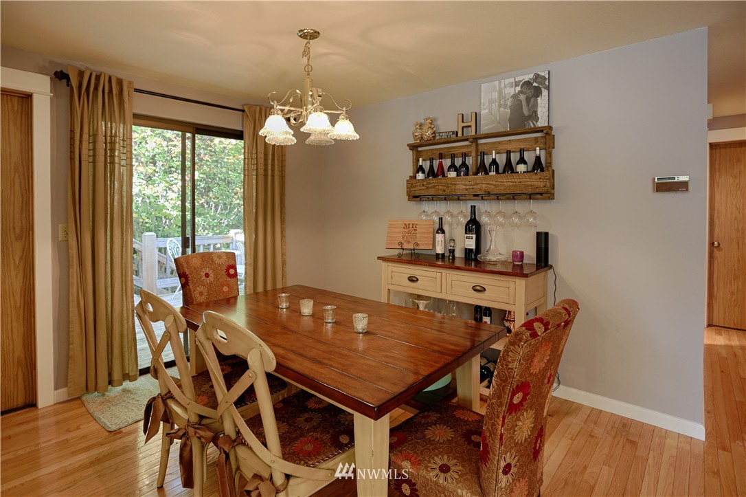 1721 171st Place Southeast Bothell, WA 98012 - Photo 5 of 25 Gallery Image 5