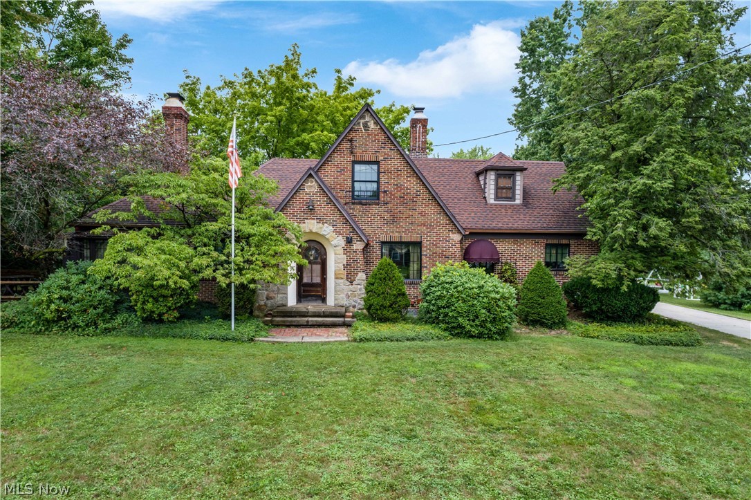 3791 Wadsworth Road Norton, OH 44203 - Photo 1 of 34 Gallery Image 1