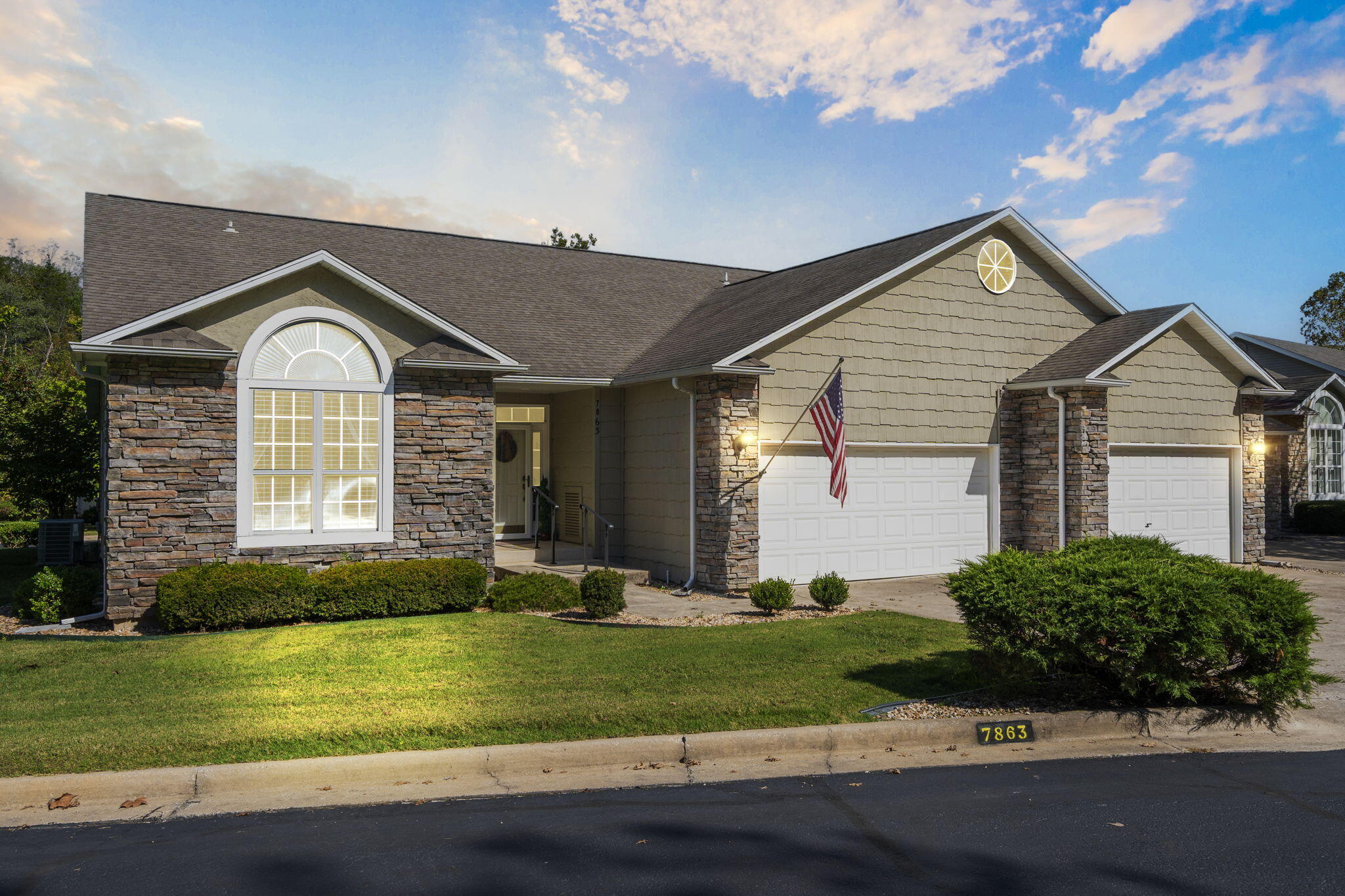7863 Cozy Cove Road Branson, MO 65616 - Photo 1 of 1 Front