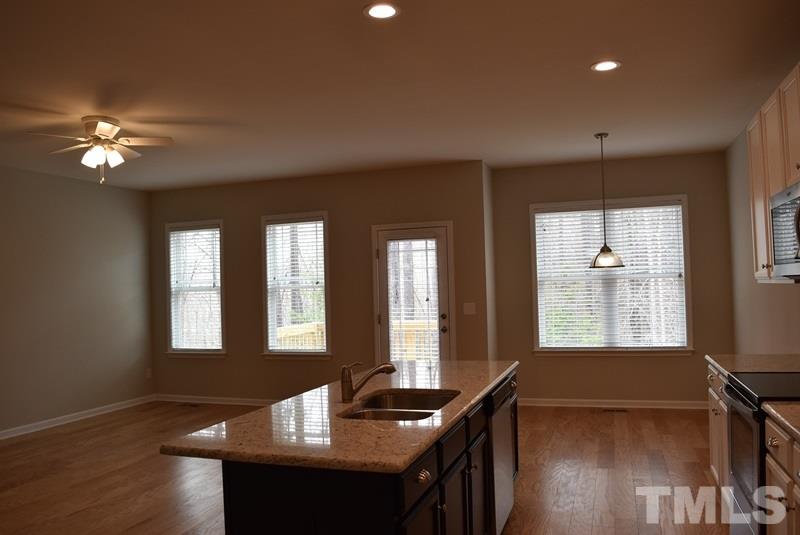 4808 Landover Bluff Way Raleigh, NC 27616 - Photo 4 of 24 Gallery Image 4