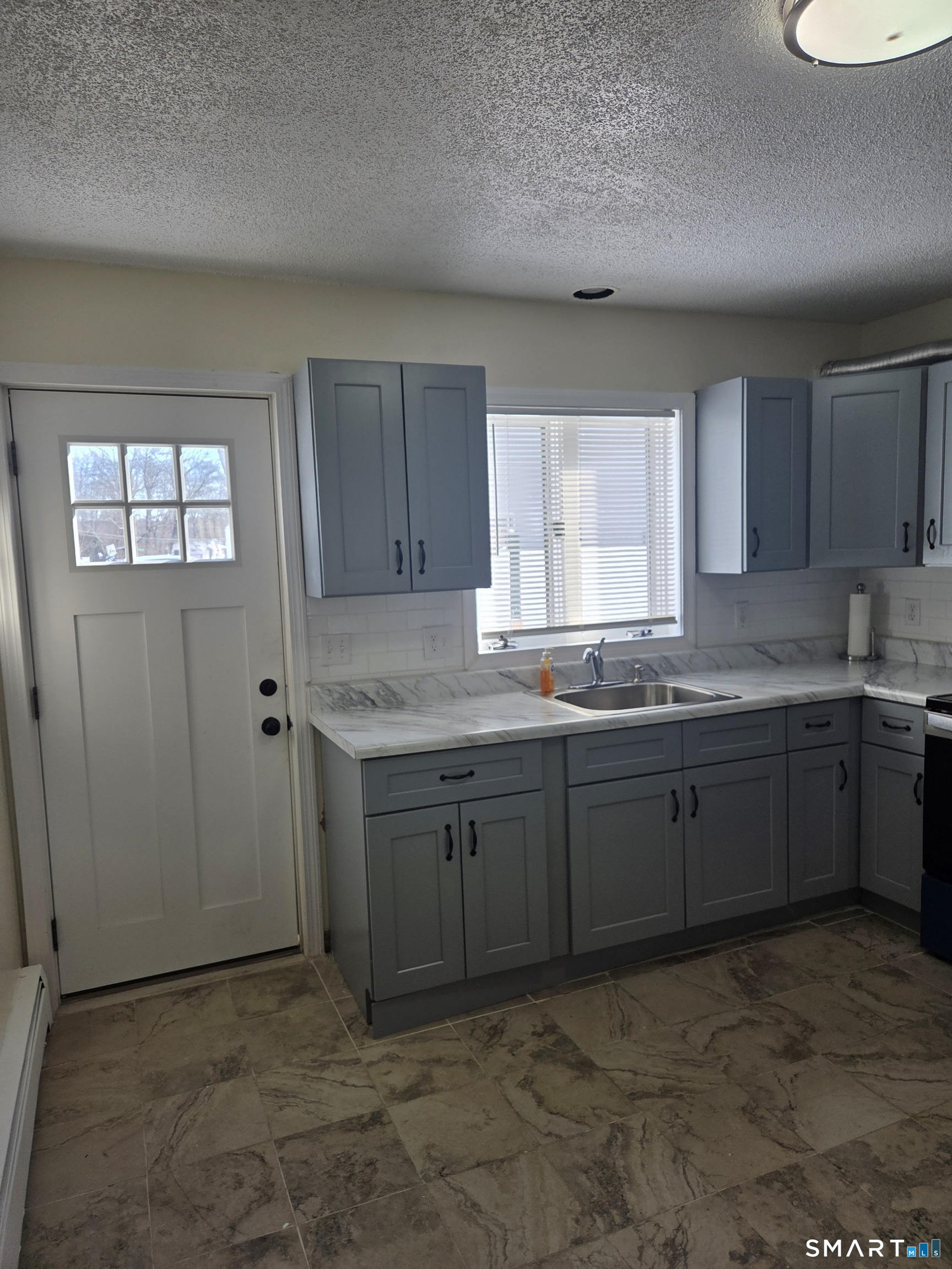 1101 Highland Avenue Waterbury, CT 06708 - Photo 4 of 20