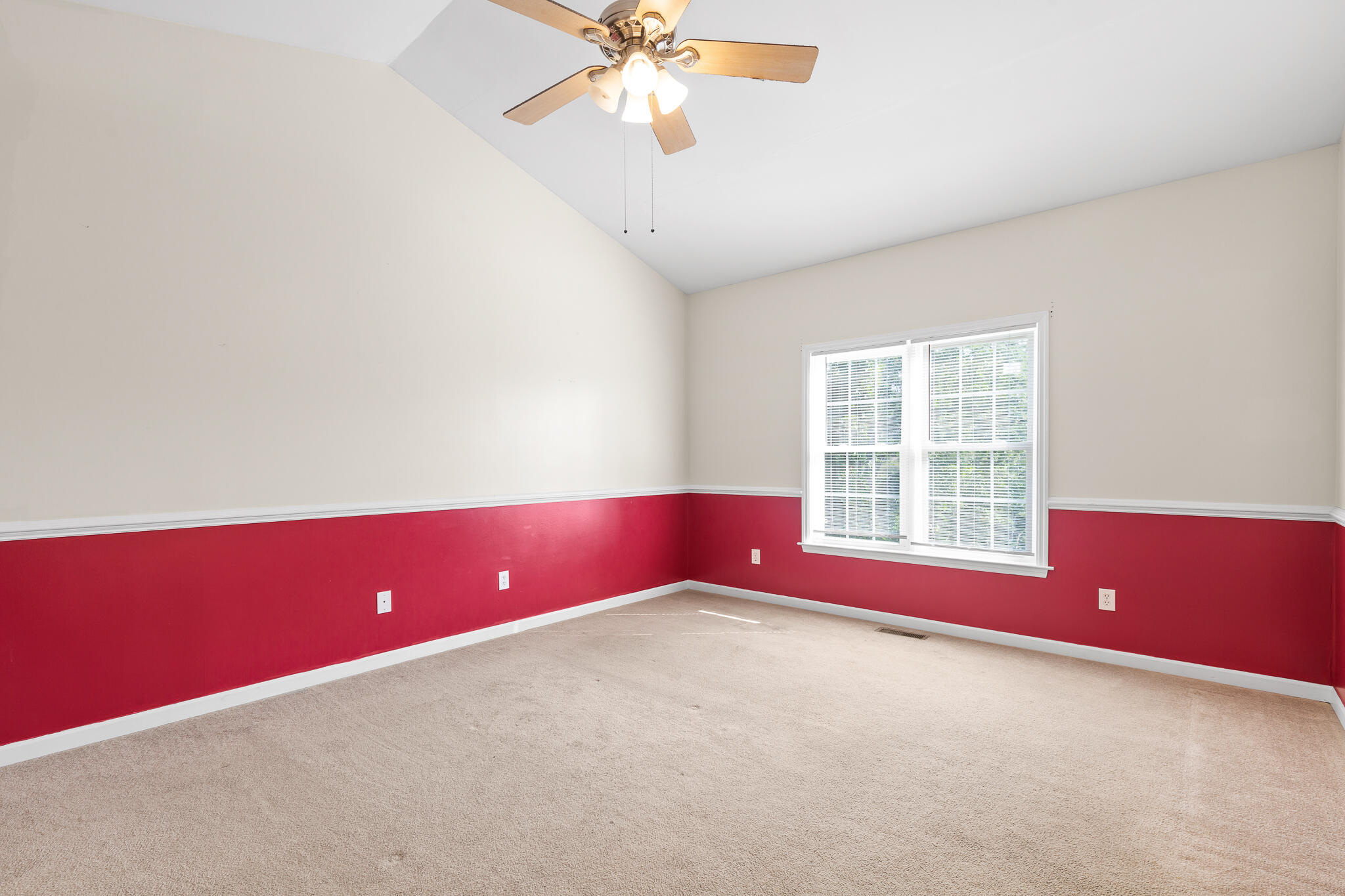 3806 Brock Road Chattanooga, TN 37421 - Photo 20 of 39 Master Bedroom