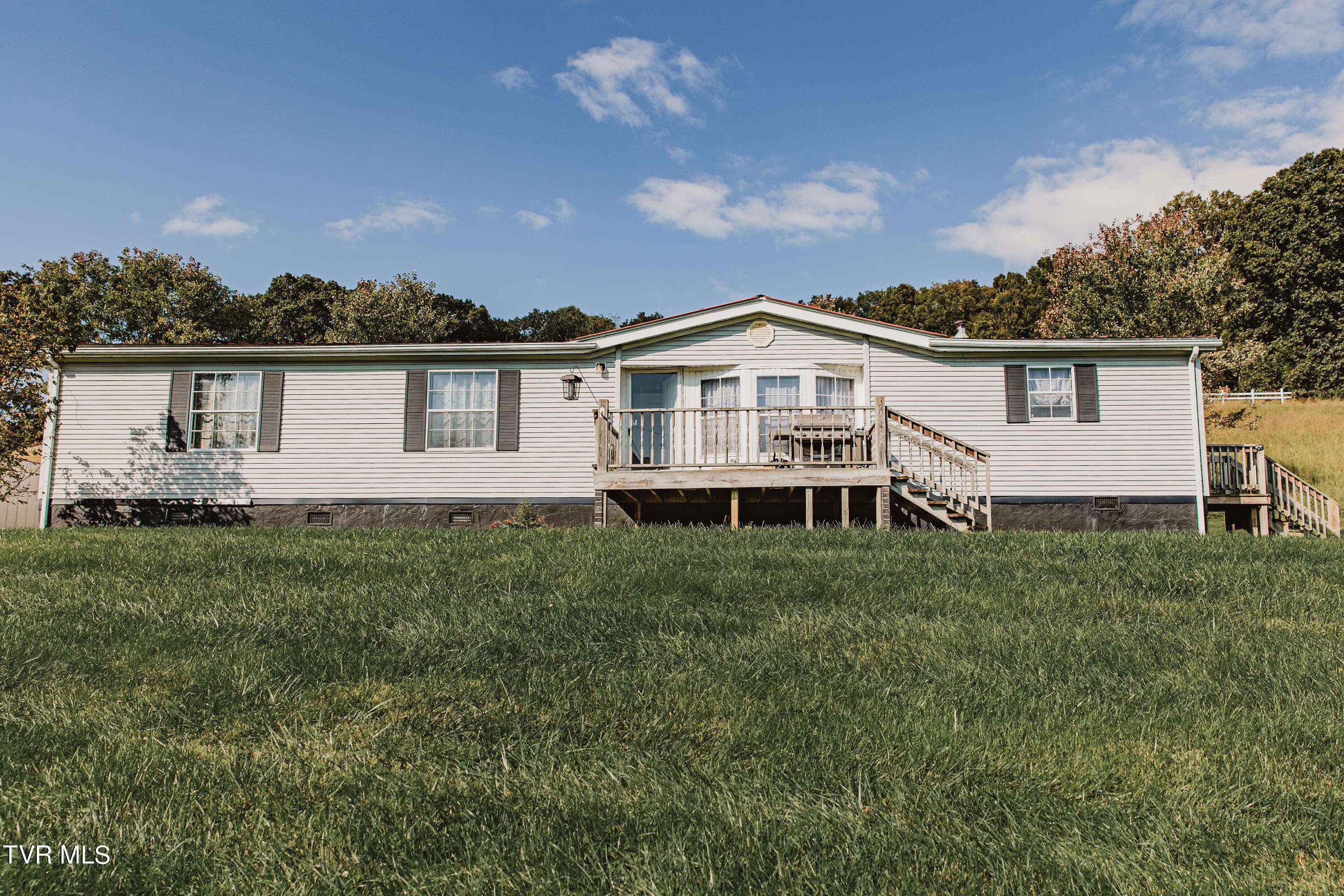 126 Wheelock Road Jonesborough, TN 37659 - Photo 1 of 29 CopperSunsetPhoto0-2
