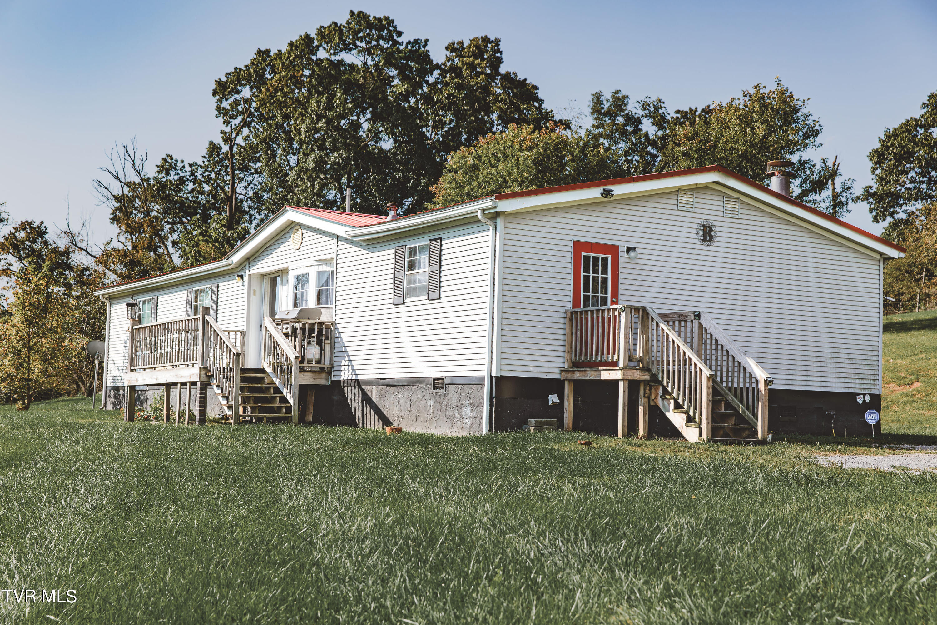 126 Wheelock Road Jonesborough, TN 37659 - Photo 2 of 29 CopperSunsetPhoto0