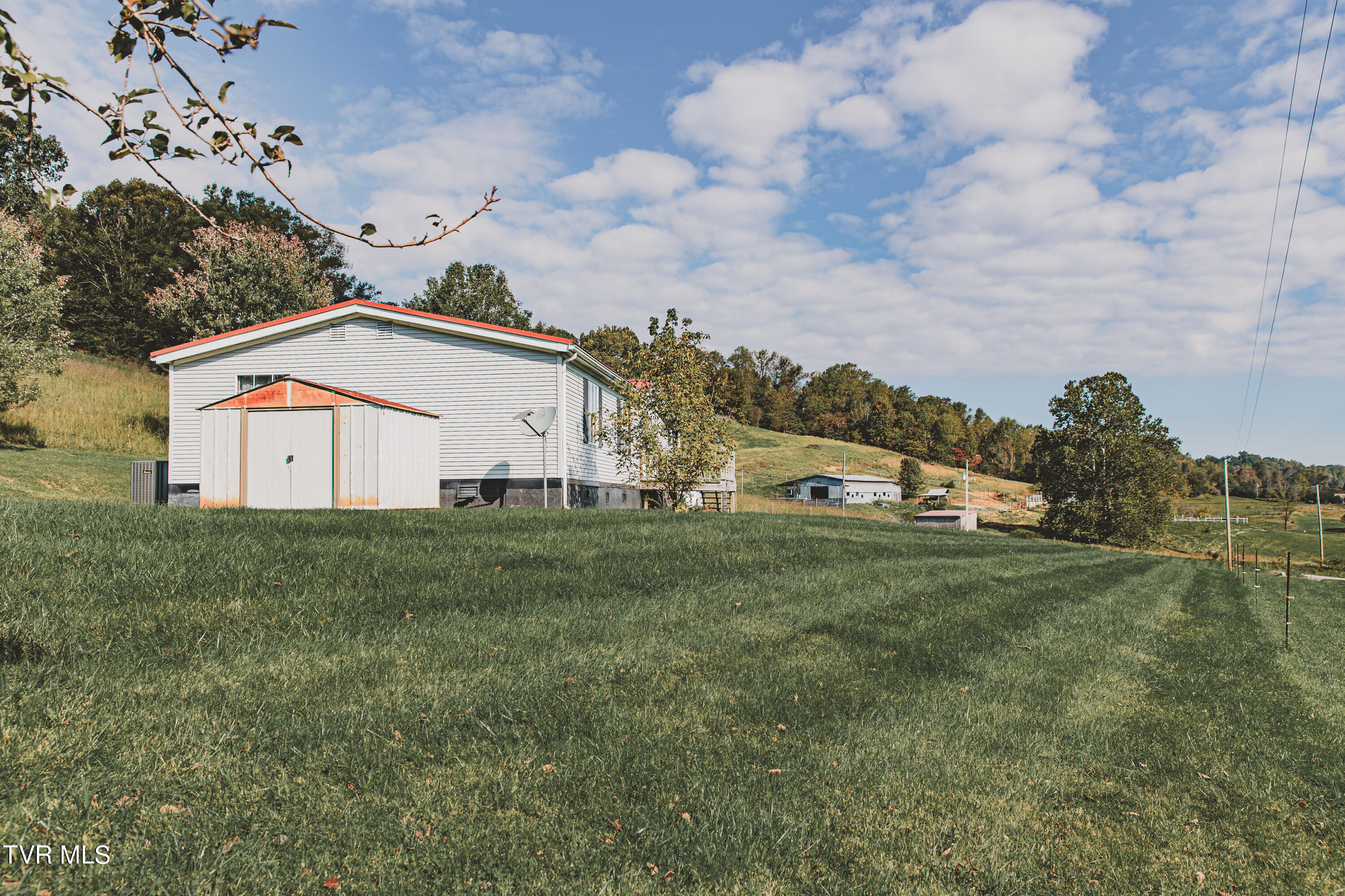 126 Wheelock Road Jonesborough, TN 37659 - Photo 3 of 29 CopperSunsetPhoto0-3