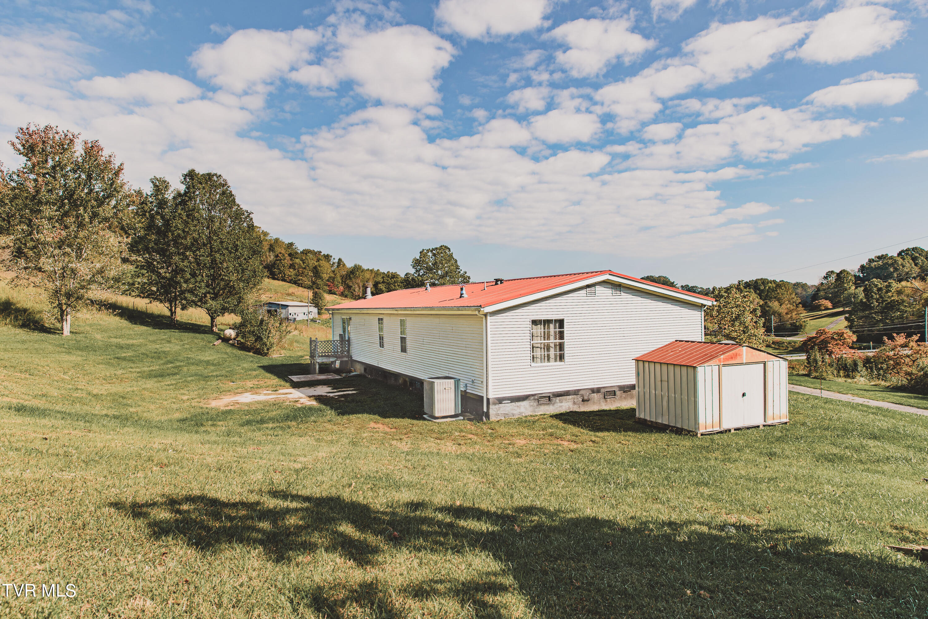 126 Wheelock Road Jonesborough, TN 37659 - Photo 4 of 29 CopperSunsetPhoto0-6