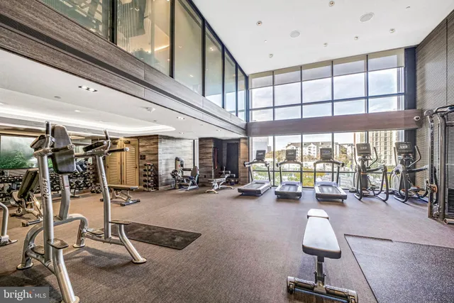 $995,000 | 1781 North Pierce Street, Unit 303, Arlington, VA 22209