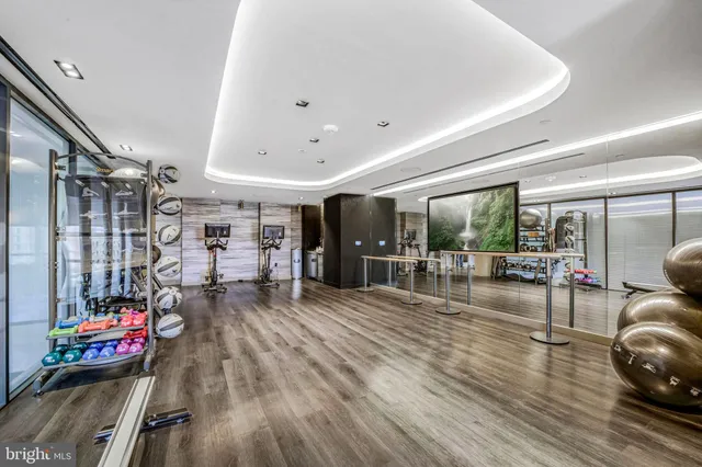 $995,000 | 1781 North Pierce Street, Unit 303, Arlington, VA 22209