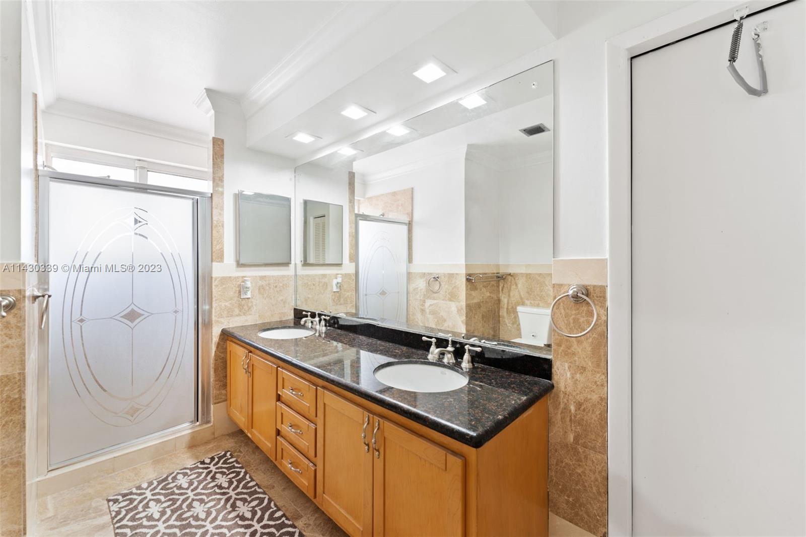 8520 Ardoch Road Miami Lakes, FL 33016 - Photo 25 of 41 Gallery Image 25