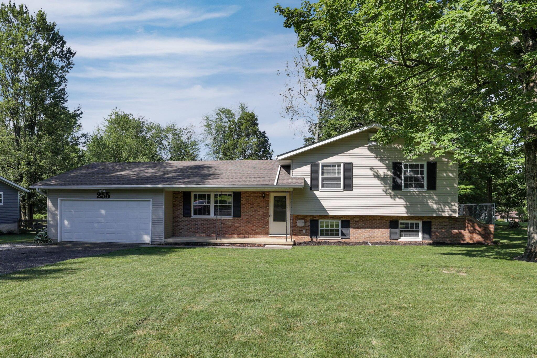 255 Riva Ridge Road Southwest Pataskala, OH 43062 - Photo 2 of 39 1-web-or-mls-0N4A2241 - Copy