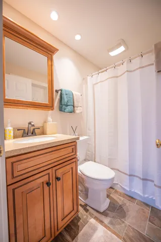 $925,000 | 9 D Dover Springs Lane, West Dover, VT 05356