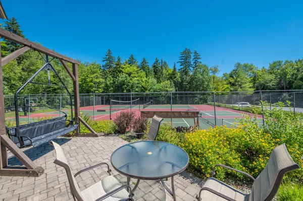 $925,000 | 9 D Dover Springs Lane, West Dover, VT 05356