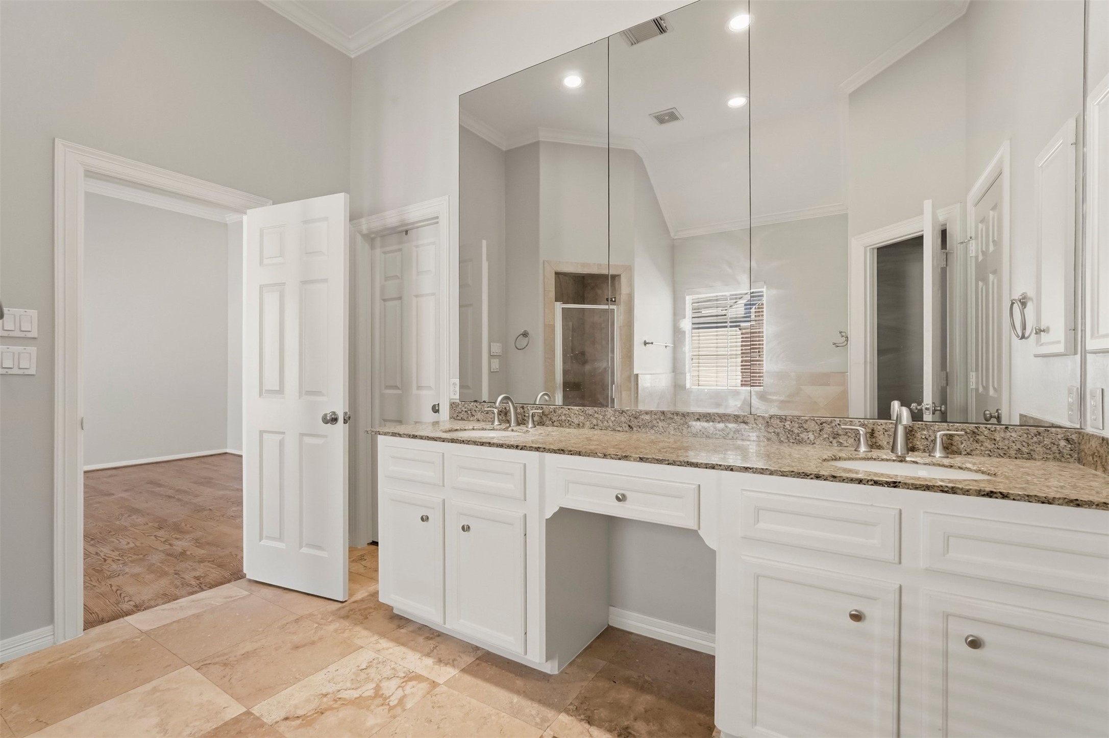 822 Stuart Street Houston, TX 77006 - Photo 26 of 27