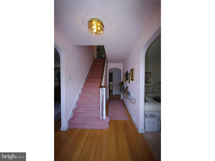 1133 Coventry Road Cheltenham, PA 19012 - Photo 22 of 25 Foyer