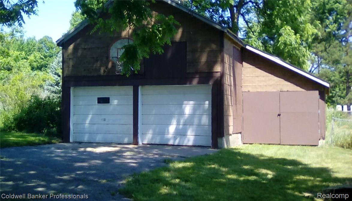 2240 Gray Road Lapeer, MI 48446 - Photo 50 of 50 IMG_20160625_151836.jpg