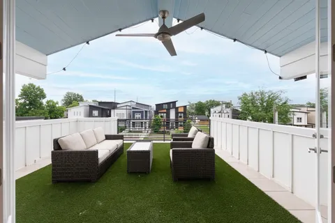 $1,100,000 | 809 45th Avenue North, Nashville, TN 37209