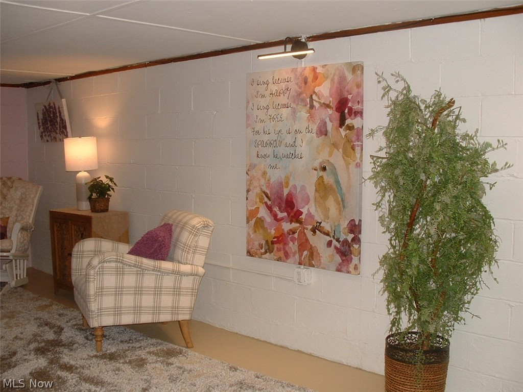 322 West Ohio Avenue Rittman, OH 44270 - Photo 21 of 34 Feature picture light