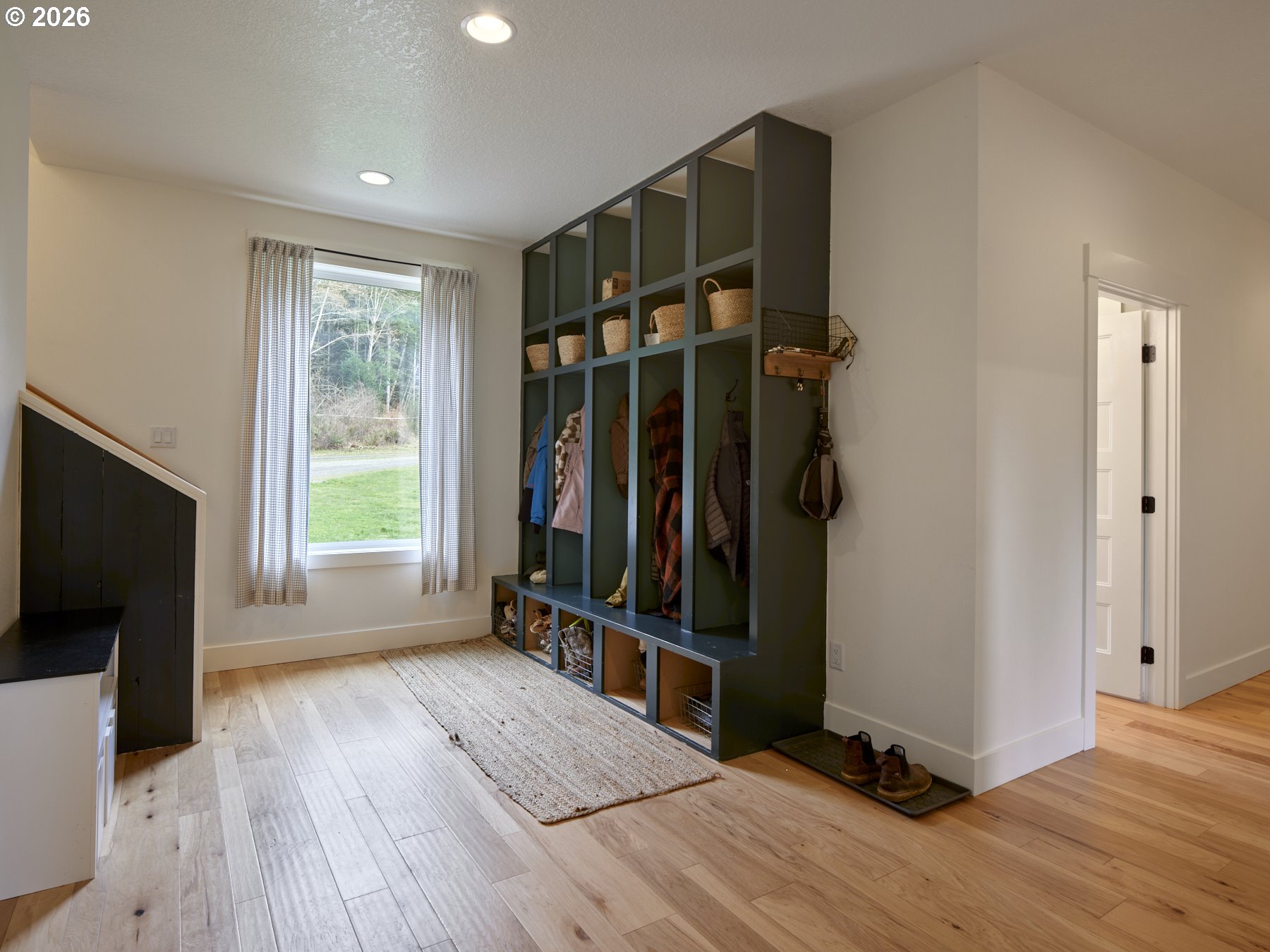 254 Oxbow Road Woodland, WA 98674 - Photo 29 of 48 Hallway