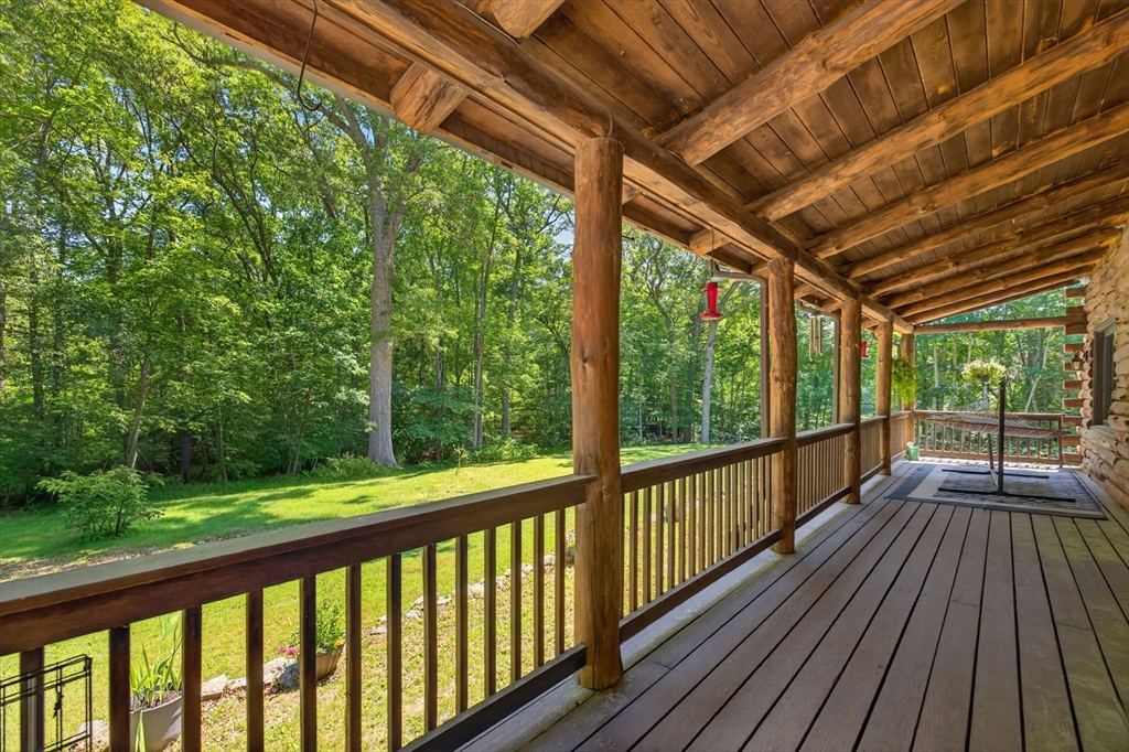 82 Hornbine Road Rehoboth, MA 02769 - Photo 4 of 41